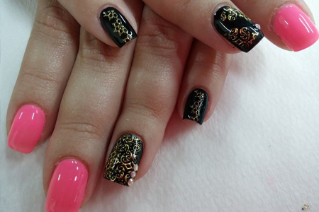 בניית ציפורניים אורלי ביוטי קולג' אתר קורסים