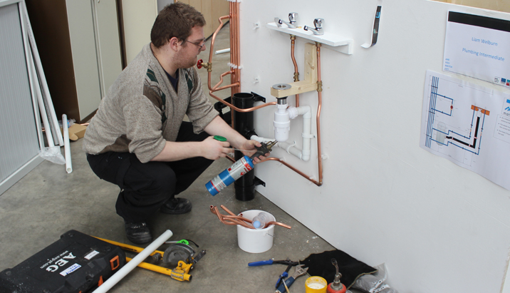 קורס אינסטלטור אתר קורסים